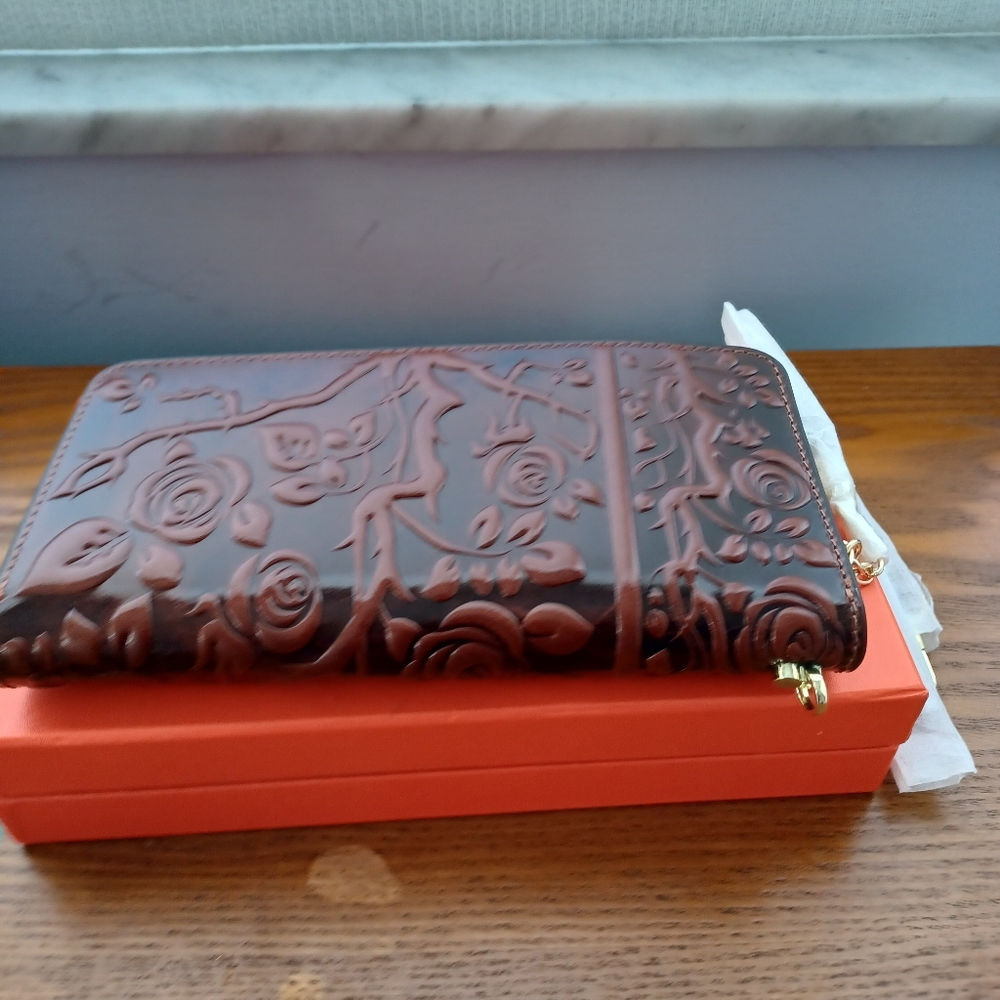 Wallet - Picture 2 of 5